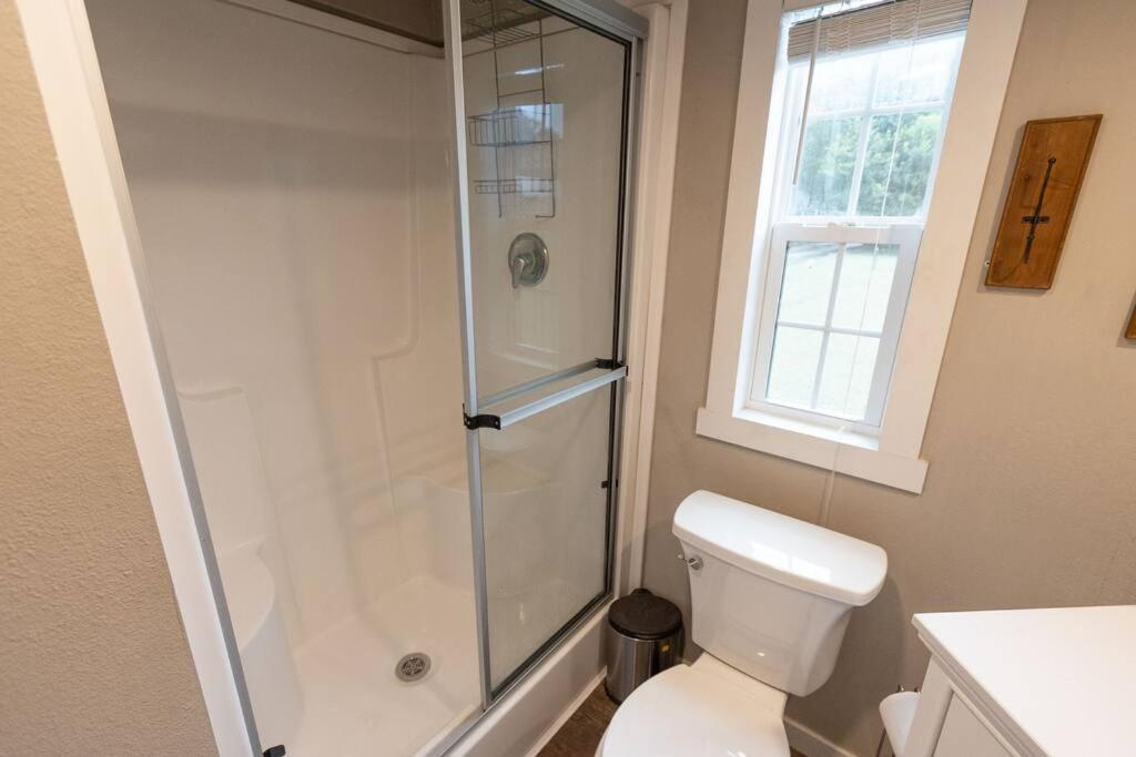 Pet Friendly Tiny House Rental With New Access To Guadalupe River Nbtx New Braunfels Buitenkant foto