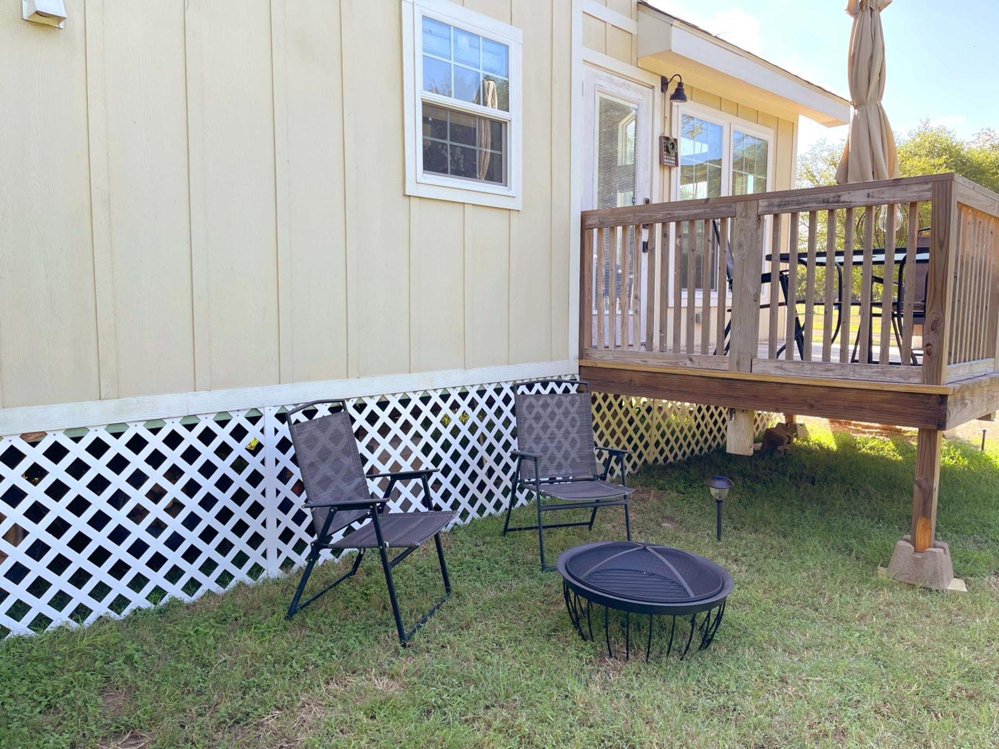 Pet Friendly Tiny House Rental With New Access To Guadalupe River Nbtx New Braunfels Buitenkant foto